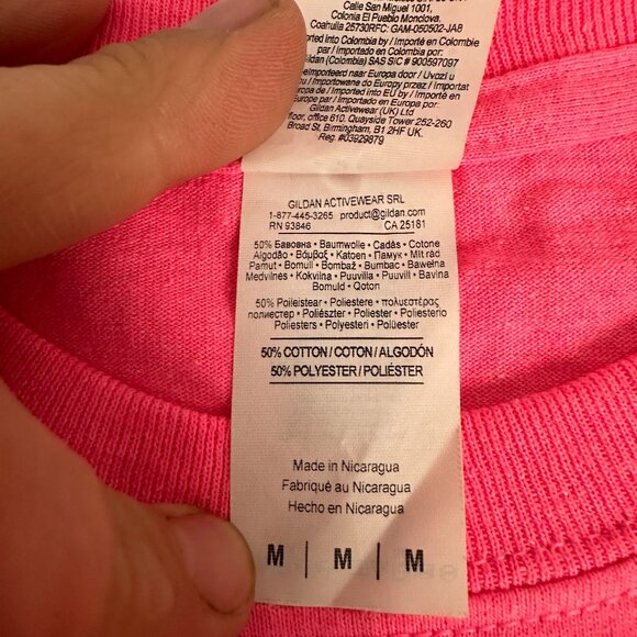 Gildan Ultra Cotton Pink Graphic Smiley Face TShirt Medium Crew Neck Tee Shirt - Picture 3 of 8